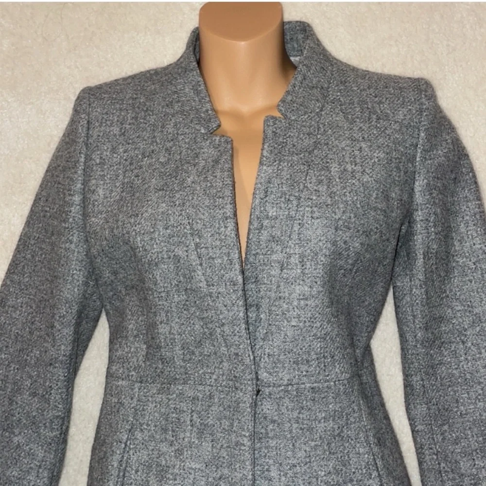 Zara Women's Wool Gray Coat - Picture 3 of 11
